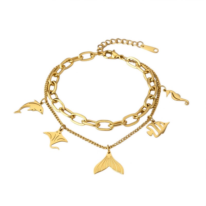 انسيال ذهبي مصنوع من الستانلس ستيل المقاوم للصدأ، بتصميم يجمع بين السلاسل الرفيعة والعريضة مع دلايات أشكال بحرية ساحرة، وقفل قابل للتعديل ليناسبكِ. - Image 1